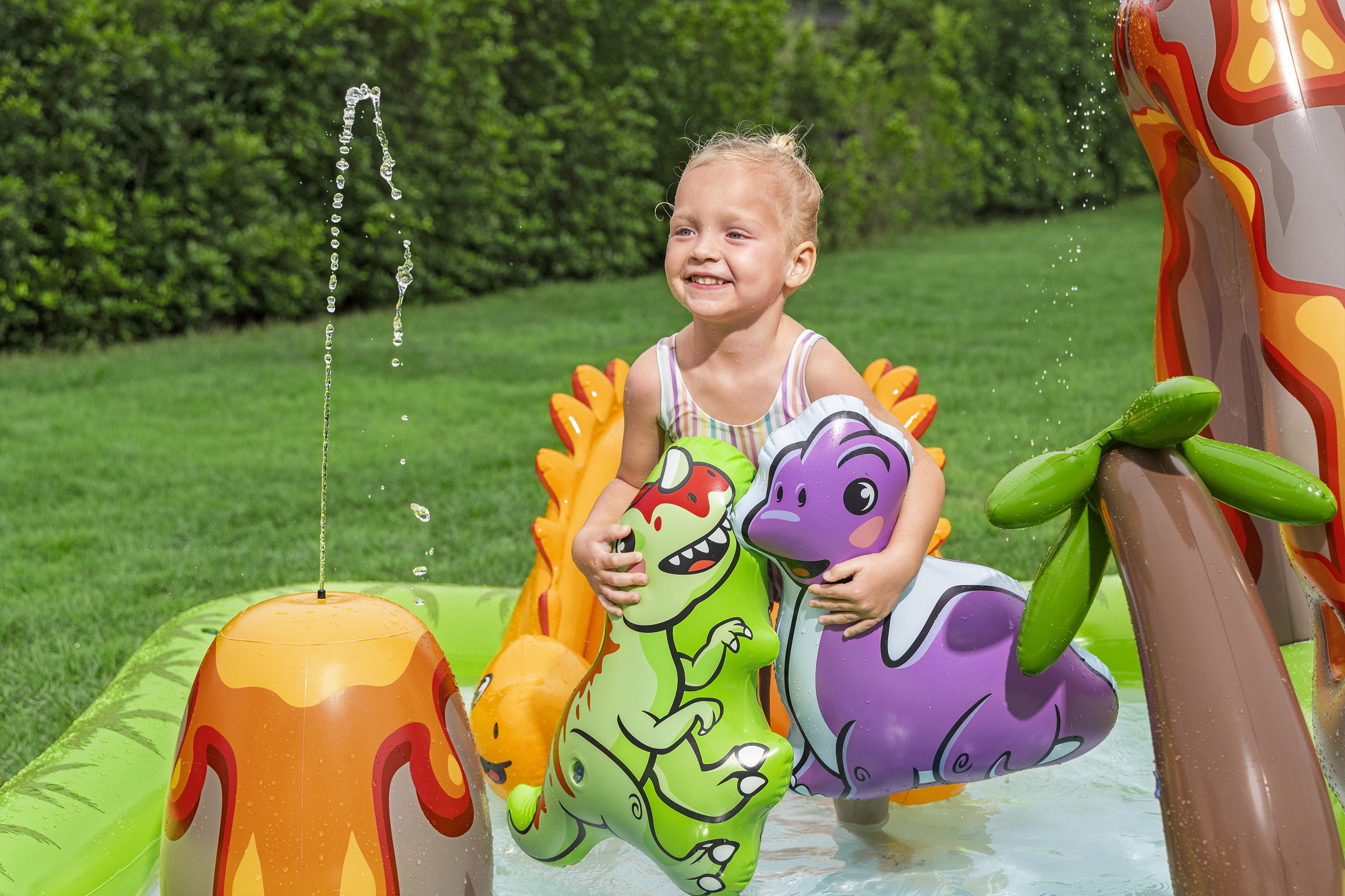 Wasserspielcenter Vulkan 262 x 188 x 102 cm