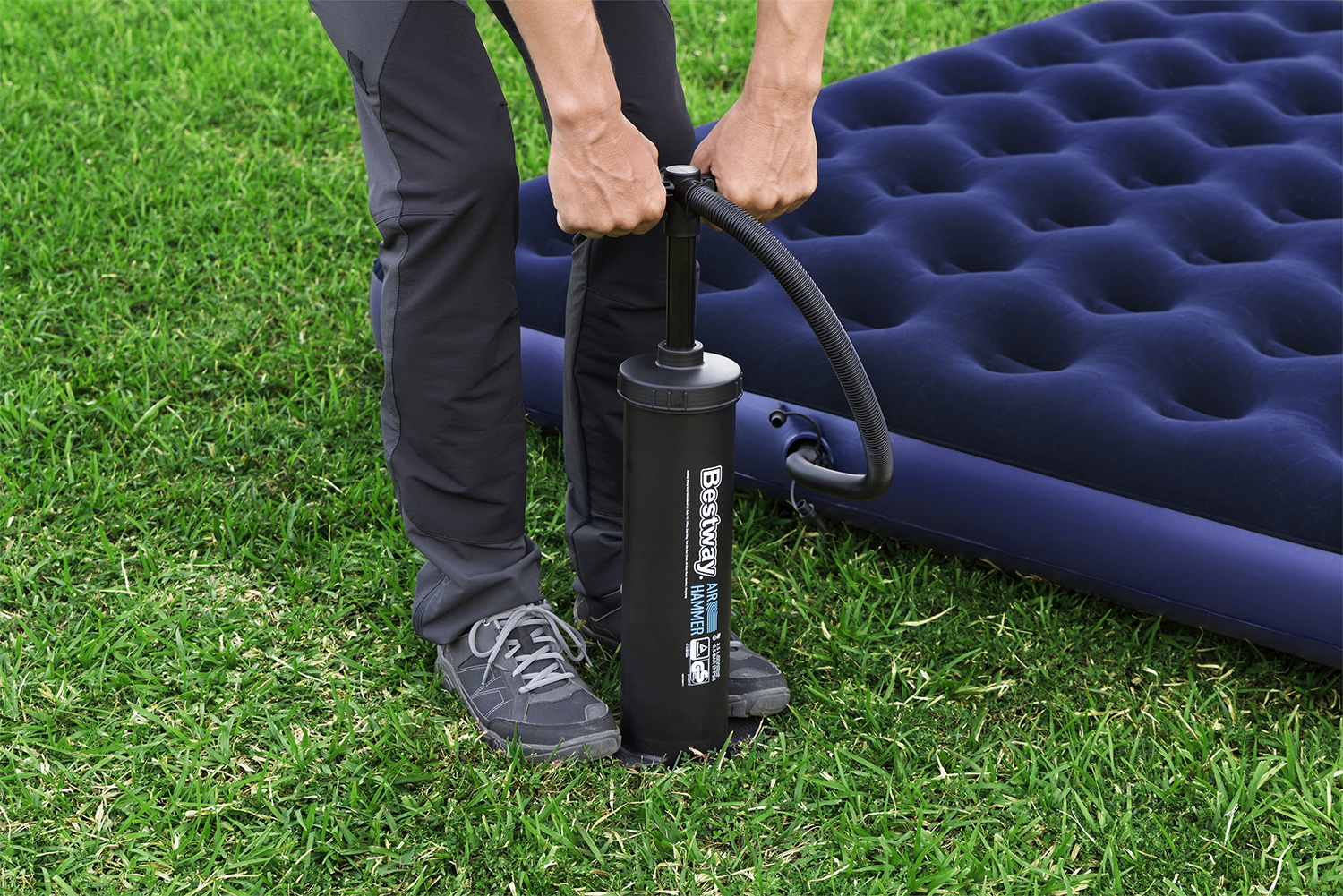 Bestway Air Hammer™ Doppelhubkolbenpumpe 3.500 ml Bestway Air Hammer™ Doppelhubkolbenpumpe 3.500 ml