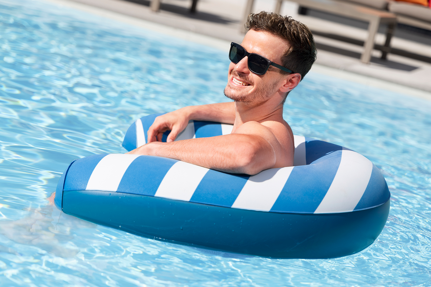 Poolsitz mit Samtoberfläche 103 x 70 x 21,5 cm