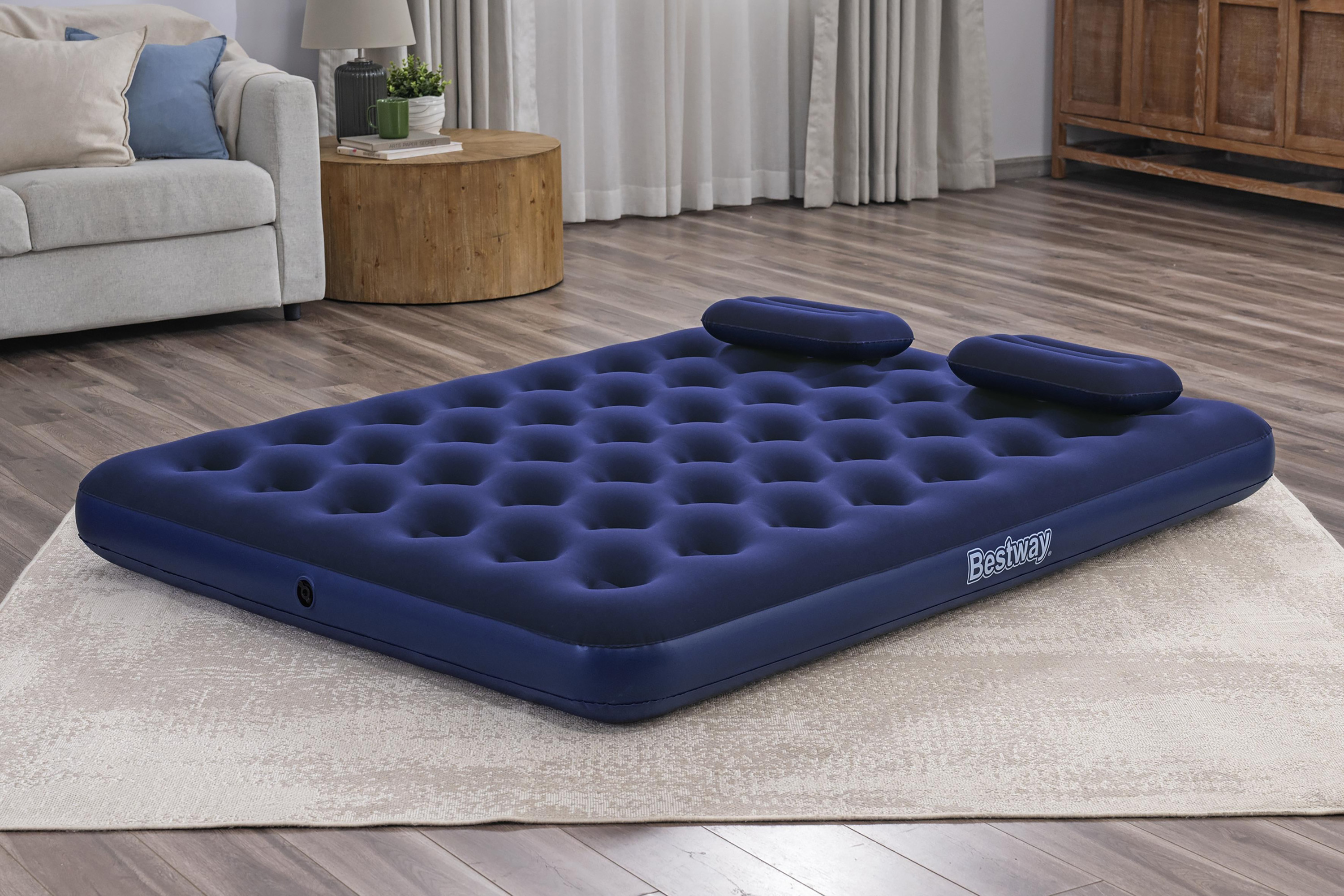 Doppelluftbett  mit externer Handpumpe 203 x 152 x 22 cm