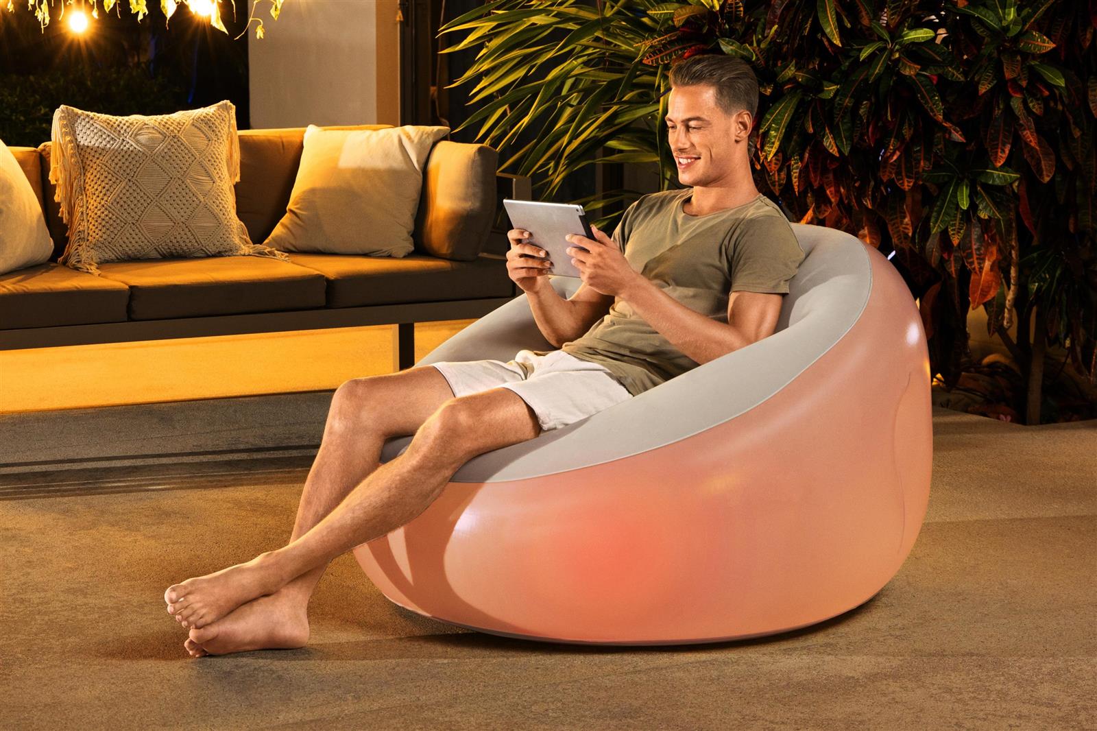 Inflate-A-Chair™ LED-Luftsessel 102 x 97 x 71 cm
