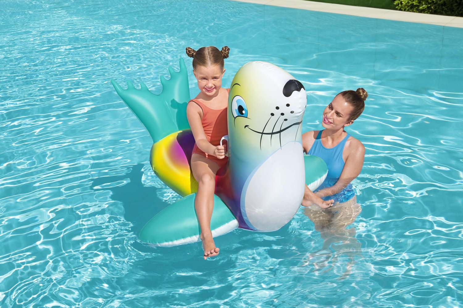Flash N' Splash Seal™ Schwimmtier 157 x 114 cm