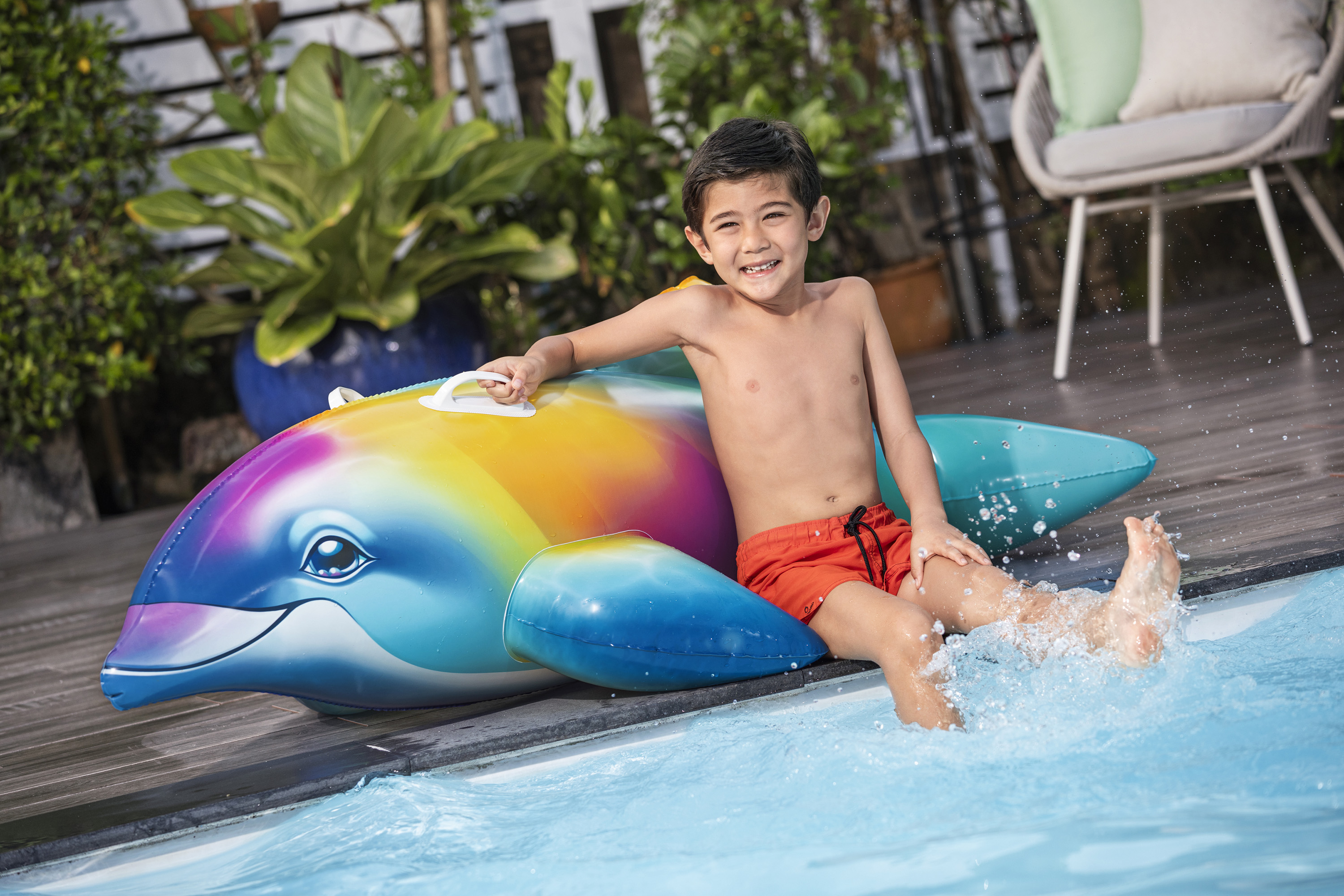 Schwimmtier Regenbogendelfin 173 x 84 x 46 cm