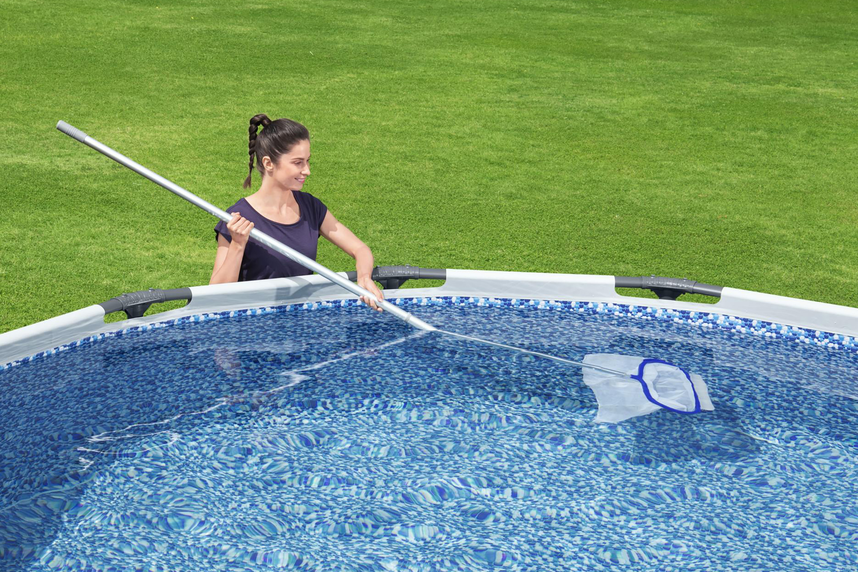 Flowclear™ Poolkescher AquaRake™ Deluxe für Teleskopstange 50 x 48 x 2,8 cm