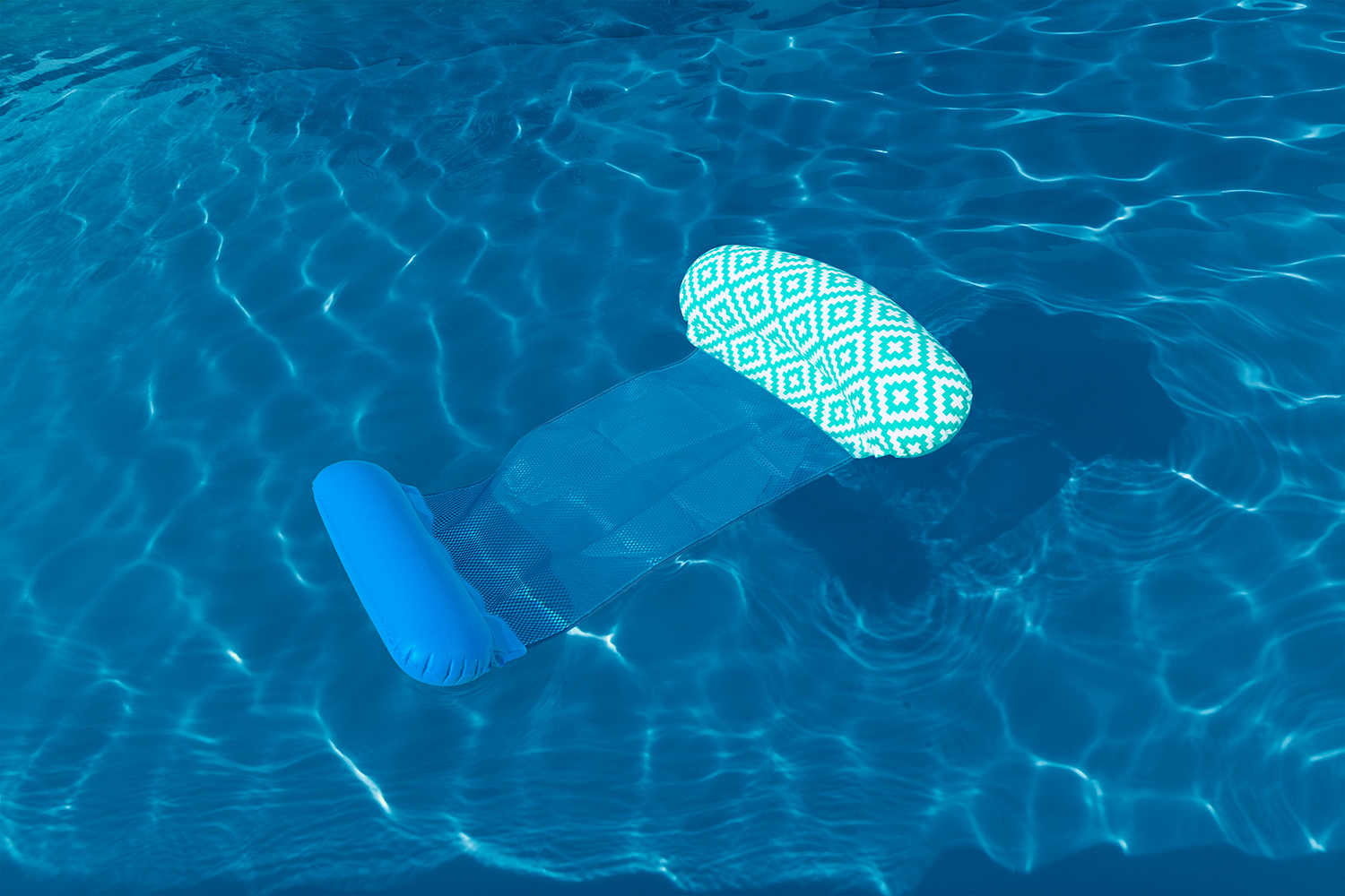 Comfort Plush™ Pool-Hängematte 145 x 87 cm Comfort Plush™ Pool-Hängematte 145 x 87 cm