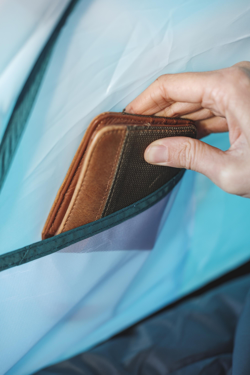 Pavillo™ 6'7"x47"x41"/2.00mx1.20mx1.05m Activebase 2 Tent Pavillo™ 6'7"x47"x41"/2.00mx1.20mx1.05m Activebase 2 Tent