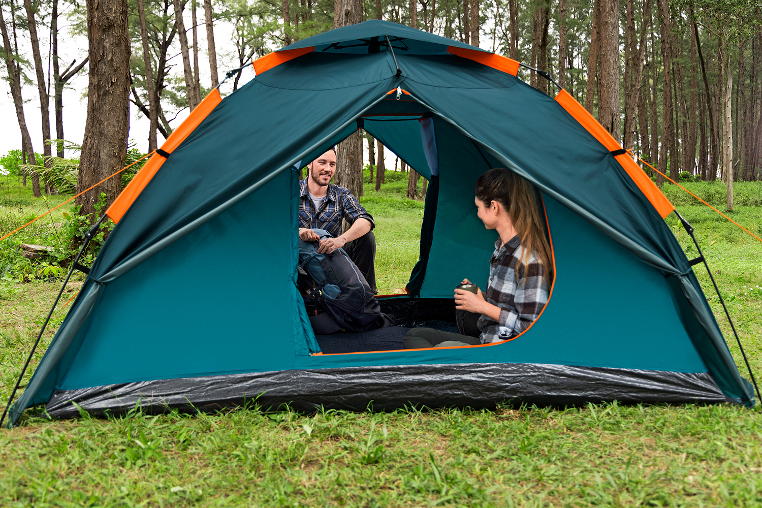 4-Personen-Zelt Alpine Dome™ mit SwiftClick™ -System 350 x 240 x 138 cm