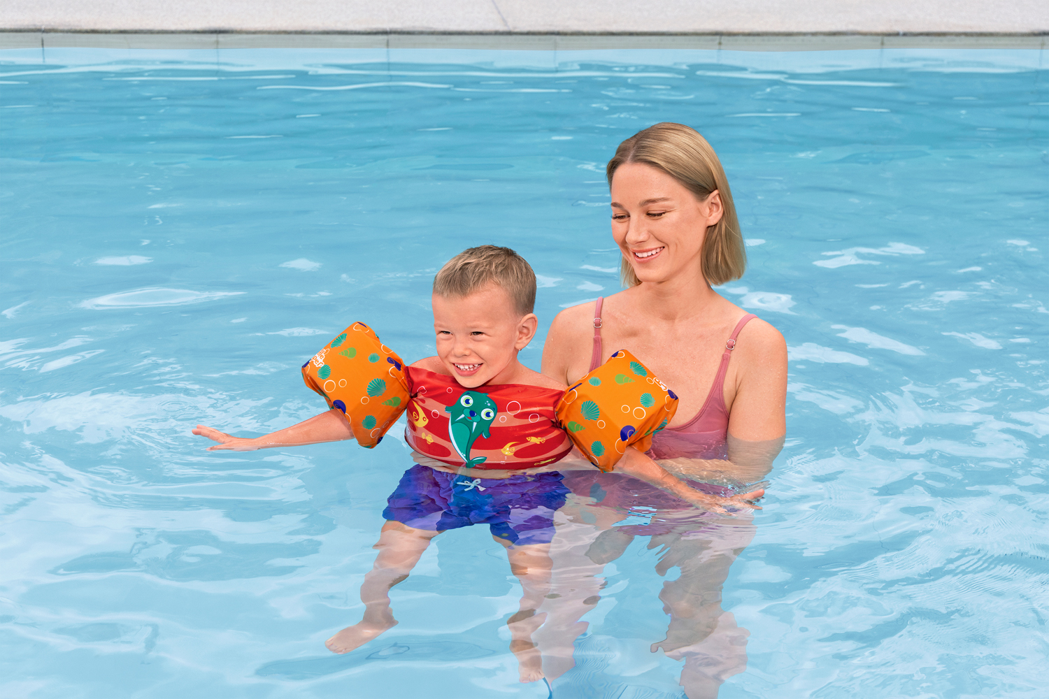Puddle Jumper® Schwimmflügelweste Kleines Walross mit Textilbezug, 2-6 Jahre