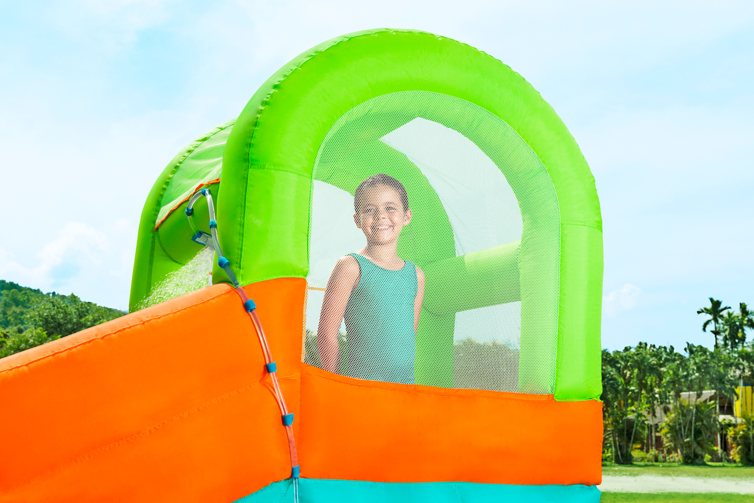 H2OGO!® Mega-Wasserpark mit Dauergebläse Canopy Cover™ 426 x 369 x 264 cm