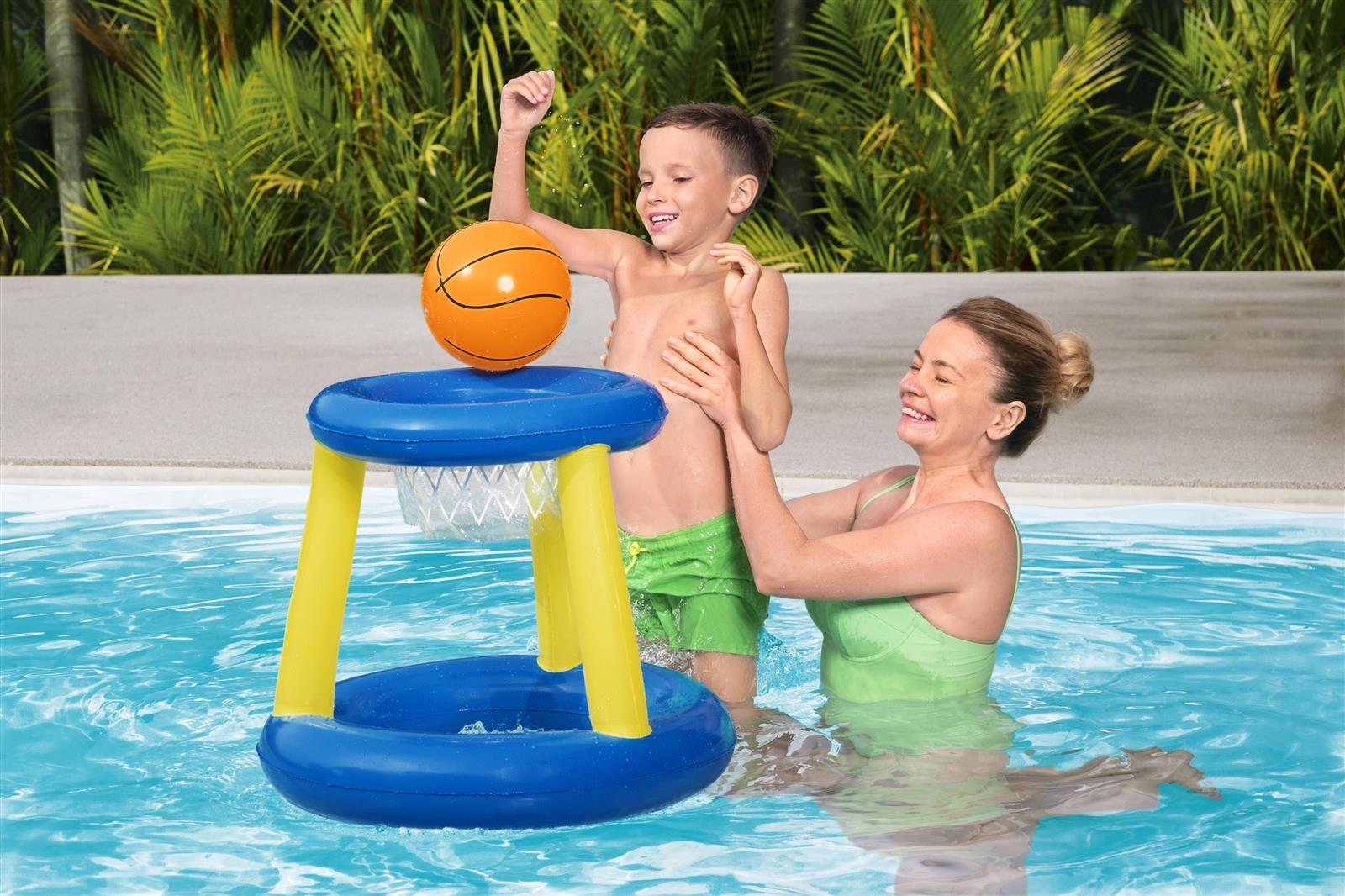 Splash 'N' Hoop Schwimmendes Basketball-Set Ø 59 x 49 cm
