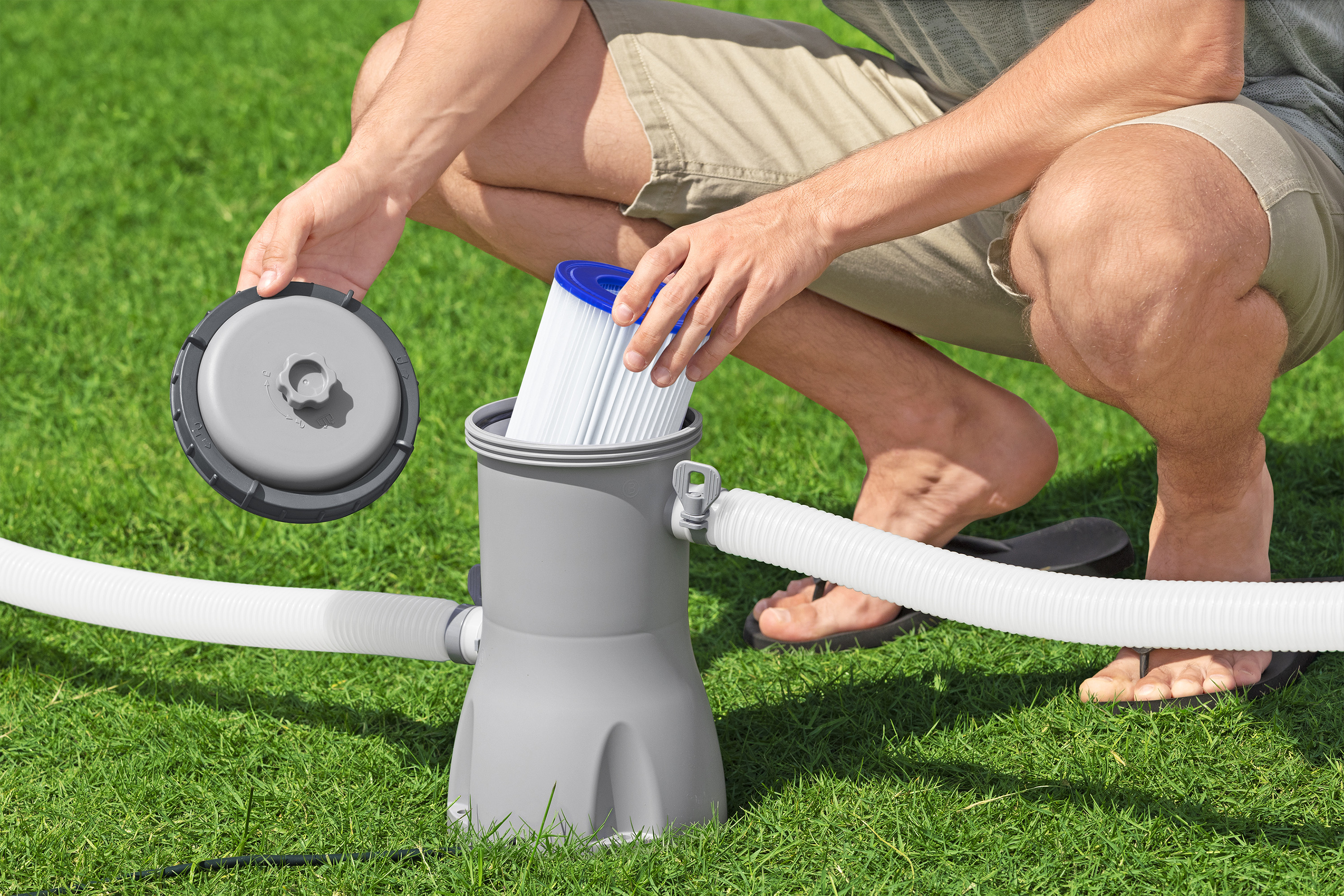 Steel Pro MAX™ Frame Pool  Komplett Set mit Filterpumpe Ø 396 x 122 cm, lichtgrau, rund