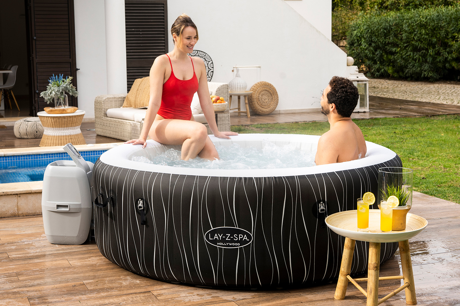 LAY-Z-SPA® LED-Whirlpool Hollywood AirJet™ Ø 196 x 66 cm, rund