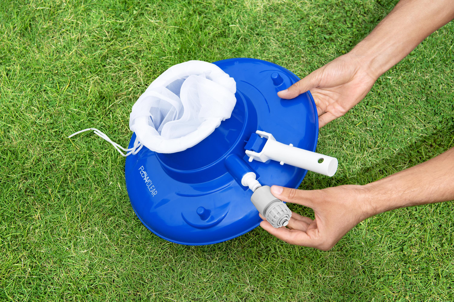 Flowclear™ Poolsaugeraufsatz AquaSuction™