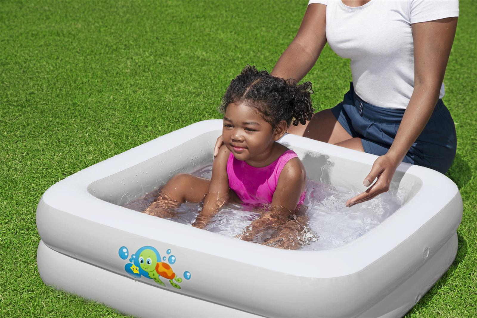Up, In & Over™ 34" x 34" x 10"/86cm x 86cm x 25cm Baby Tub