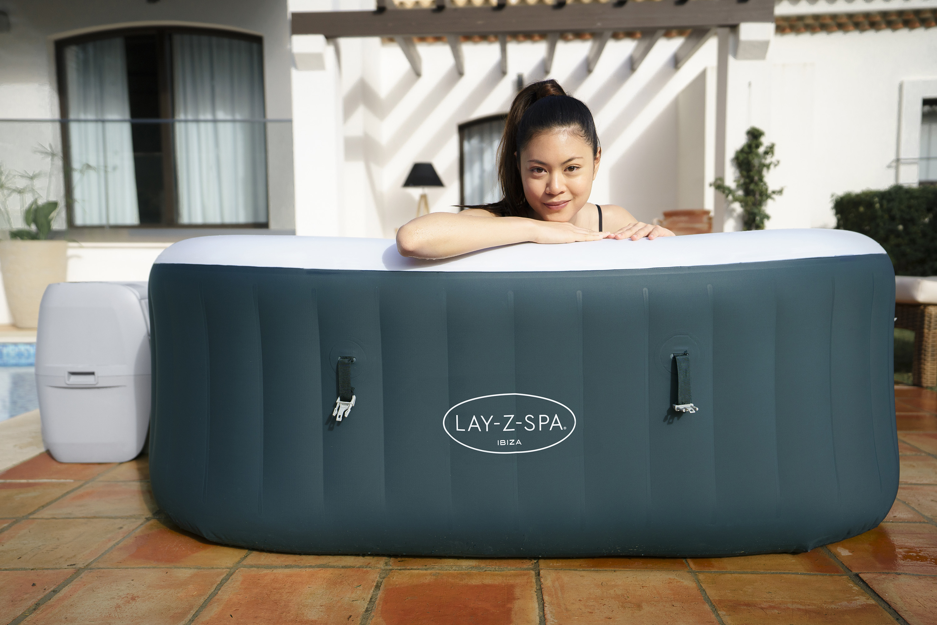 LAY-Z-SPA® Energiespar Whirlpool Ibiza AirJet™, für 4 Personen, 180 x 180 x 66 cm, Dunkelgrün