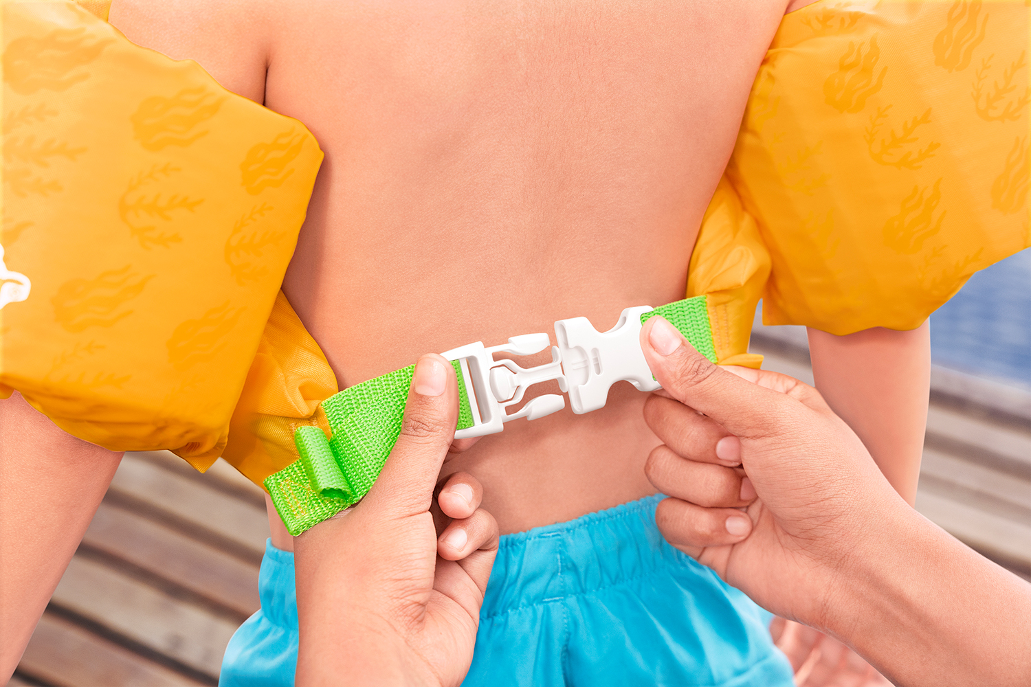 Puddle Jumper® Schwimmflügelweste Kleiner Wal mit Textilbezug, 2-6 Jahre