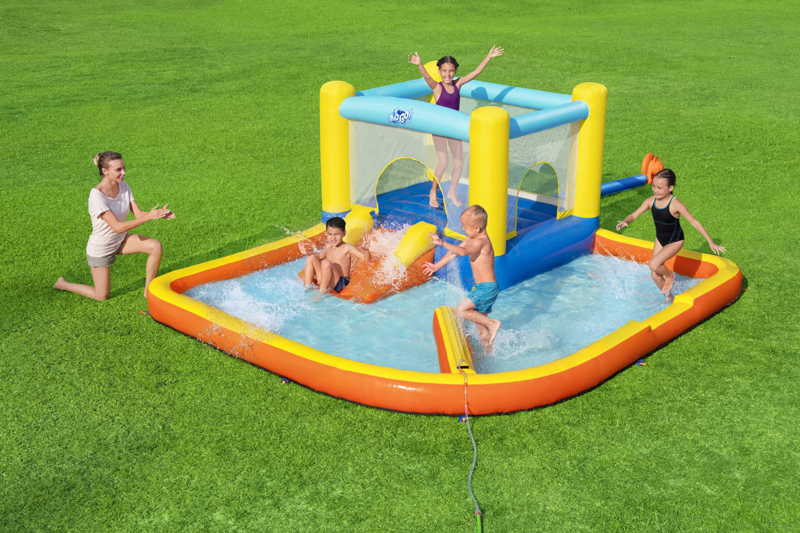 H2OGO!® Mega-Wasserpark mit Dauergebläse Beach Bounce 365 x 340 x 152 cm