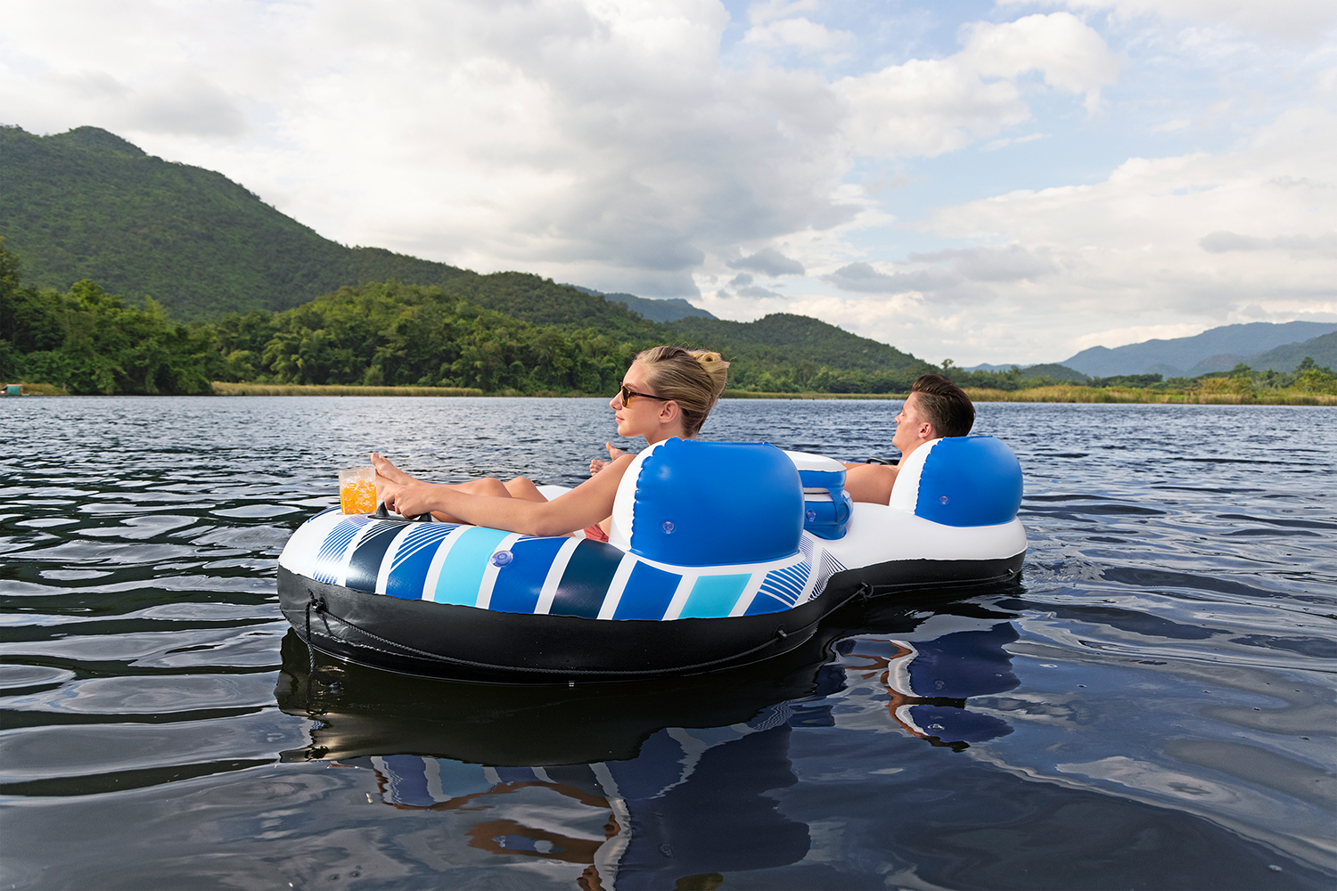 Hydro Force® 2-Personen-Schwimmring Rapid Rider™ II mit Rückenlehne 251 x 132 cm