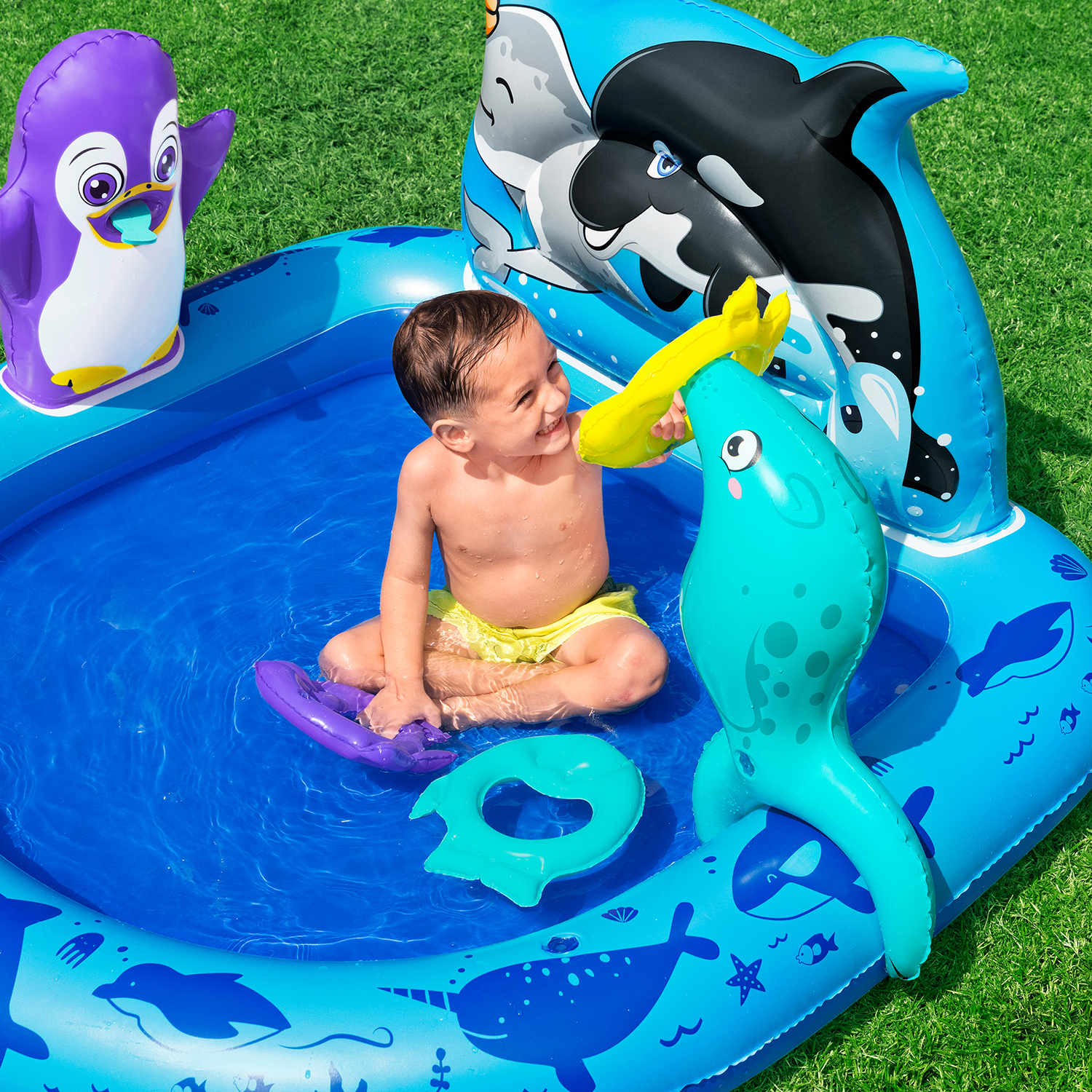 Wasserspielcenter Polar Pals™ 134 x 131 x 73 cm