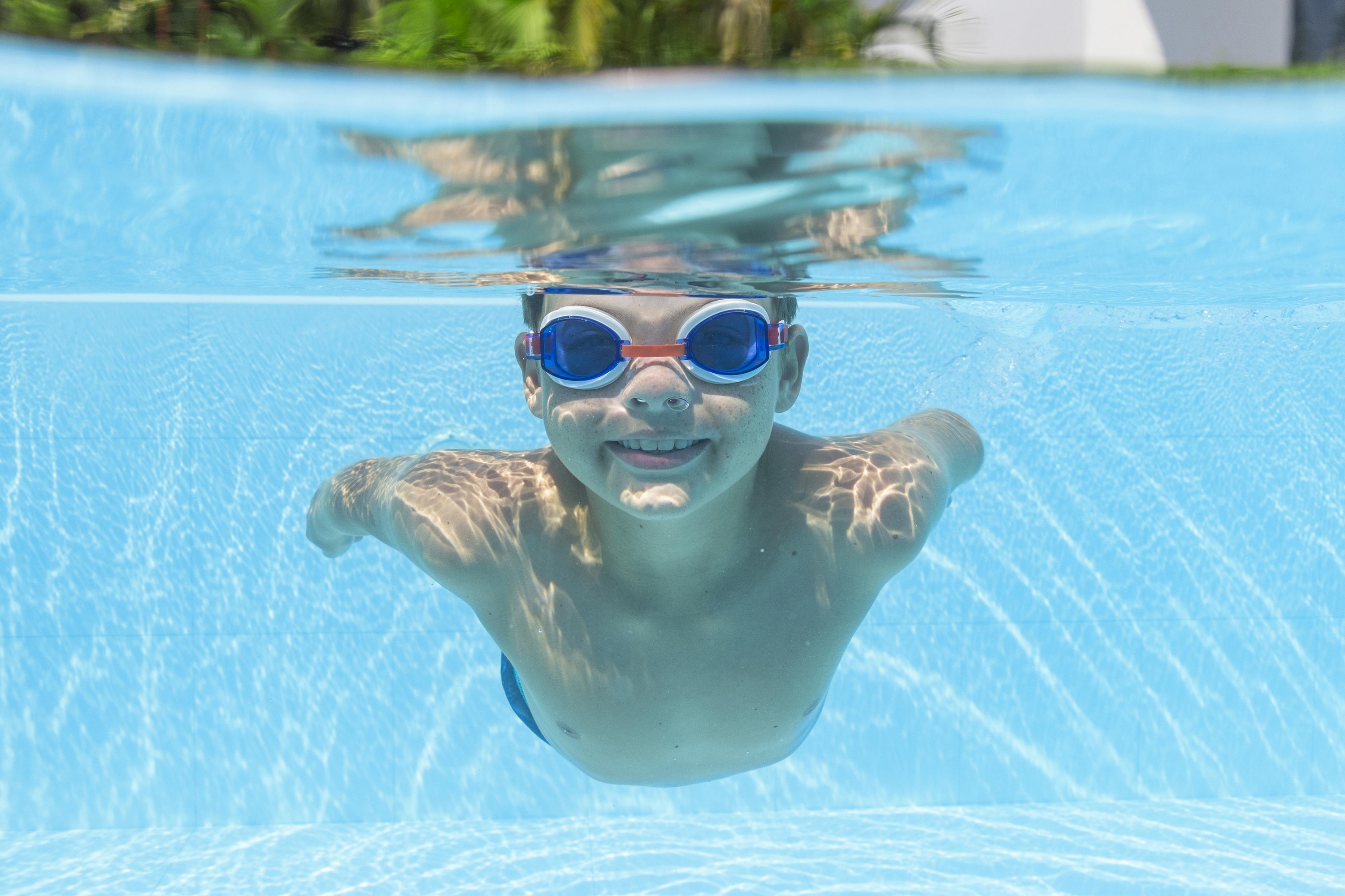 Aqua Burst Essential™ Schwimmbrille ab 7 Jahren, Blau / Rot