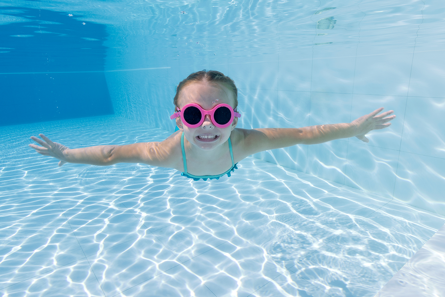 Schwimmbrille Aquashades™ ab 3 Jahren, sortiert