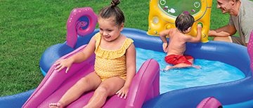  Play center image