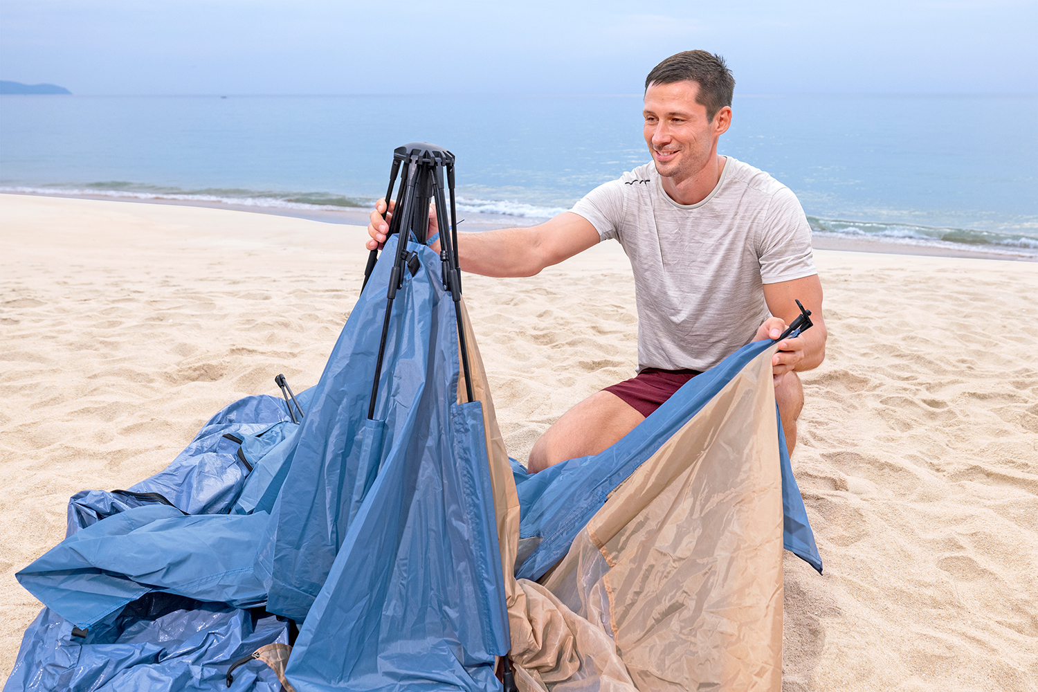 Strandmuschel Beach Dome™ mit SwiftClick™ -System 234 x 240 x 125 cm