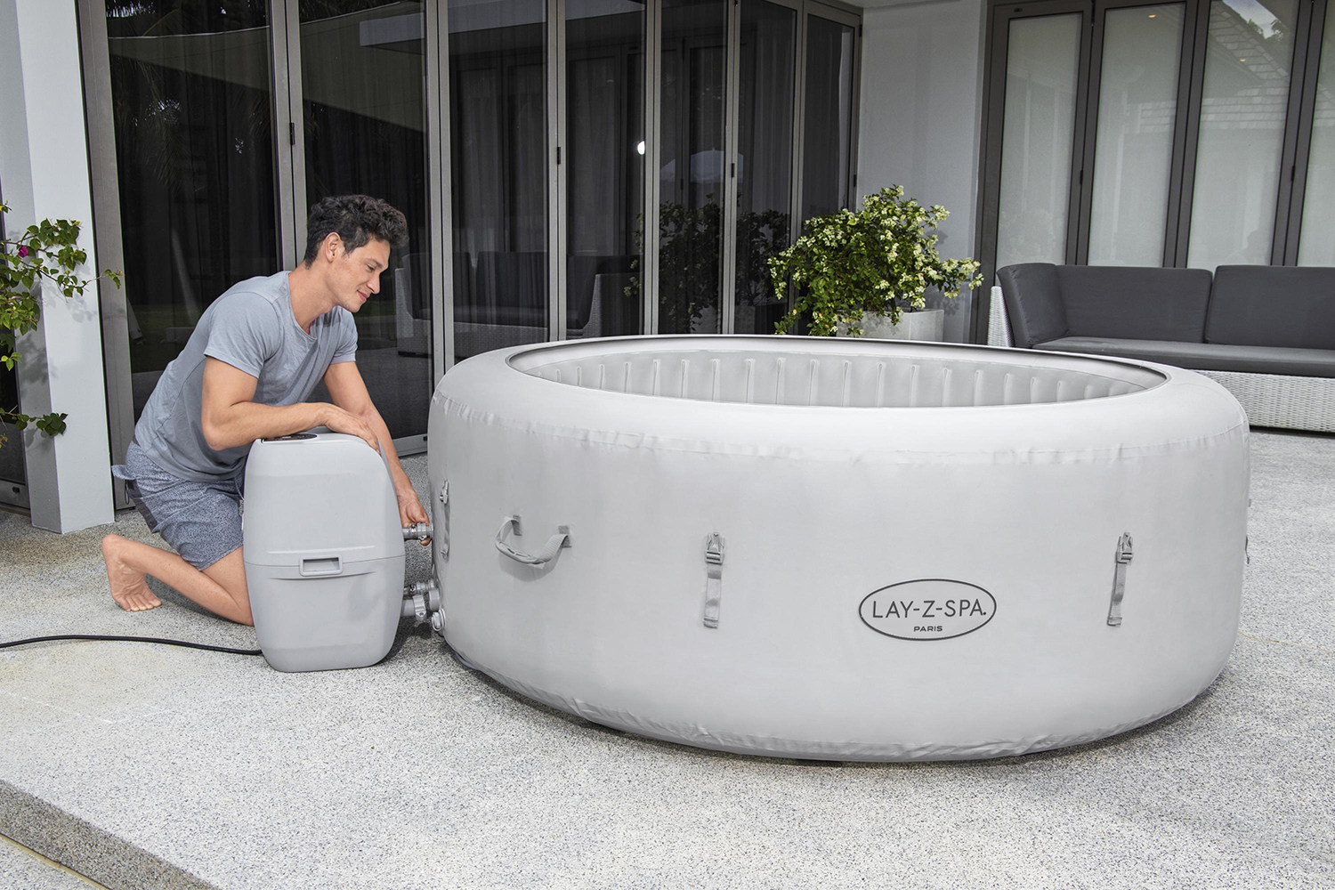LAY-Z-SPA® LED-Whirlpool Paris AirJet™ Ø 196 x 66 cm, rund