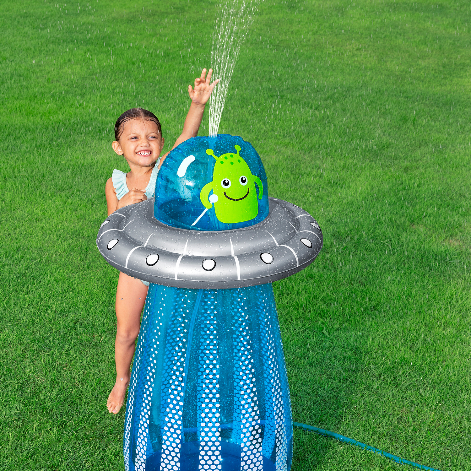 Schlagsack UFO mit Wassersprinkler Ø 61 x 119 cm
