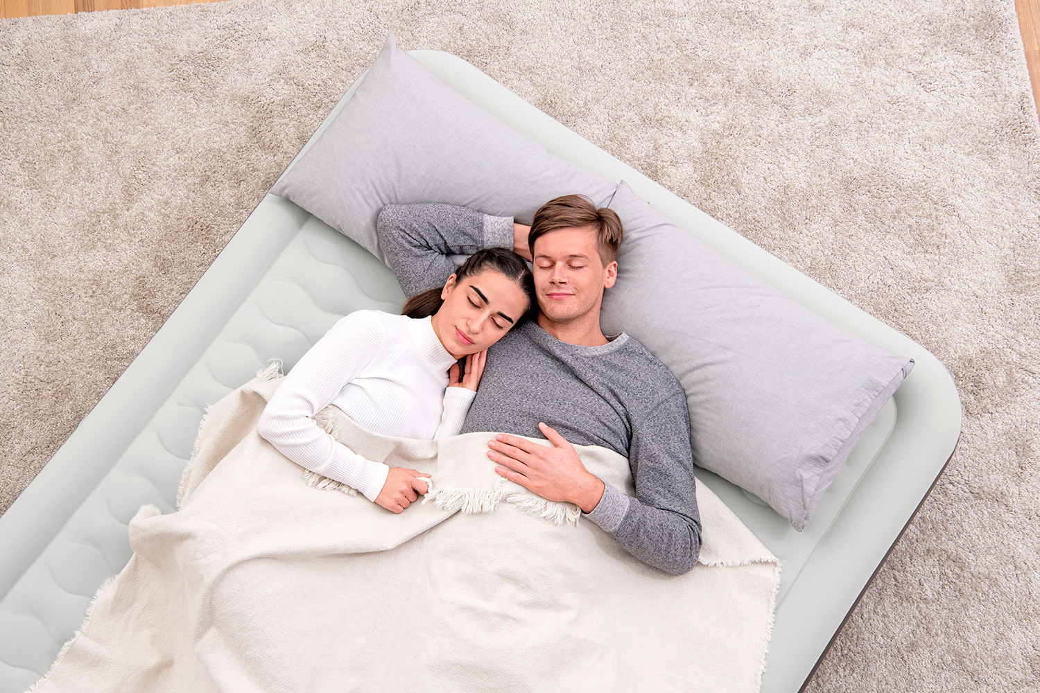 Fortech™ Doppelluftbett mit integrierter Elektropumpe 203 x 152 x 36 cm Fortech™ Doppelluftbett mit integrierter Elektropumpe 203 x 152 x 36 cm
