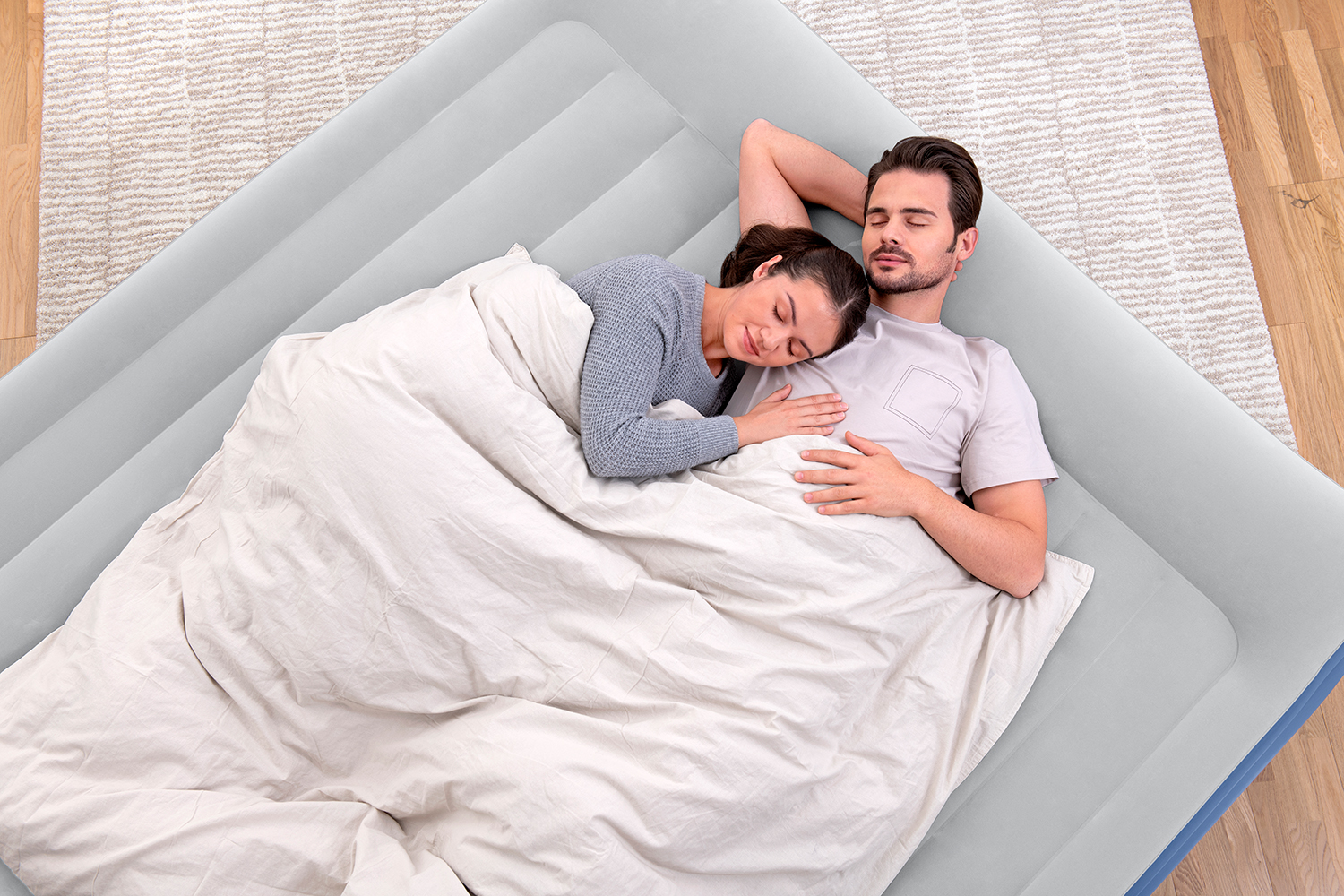 TriTech® Doppelluftbett mit integrierter Elektropumpe 203 x 193 x 56 cm TriTech® Doppelluftbett mit integrierter Elektropumpe 203 x 193 x 56 cm