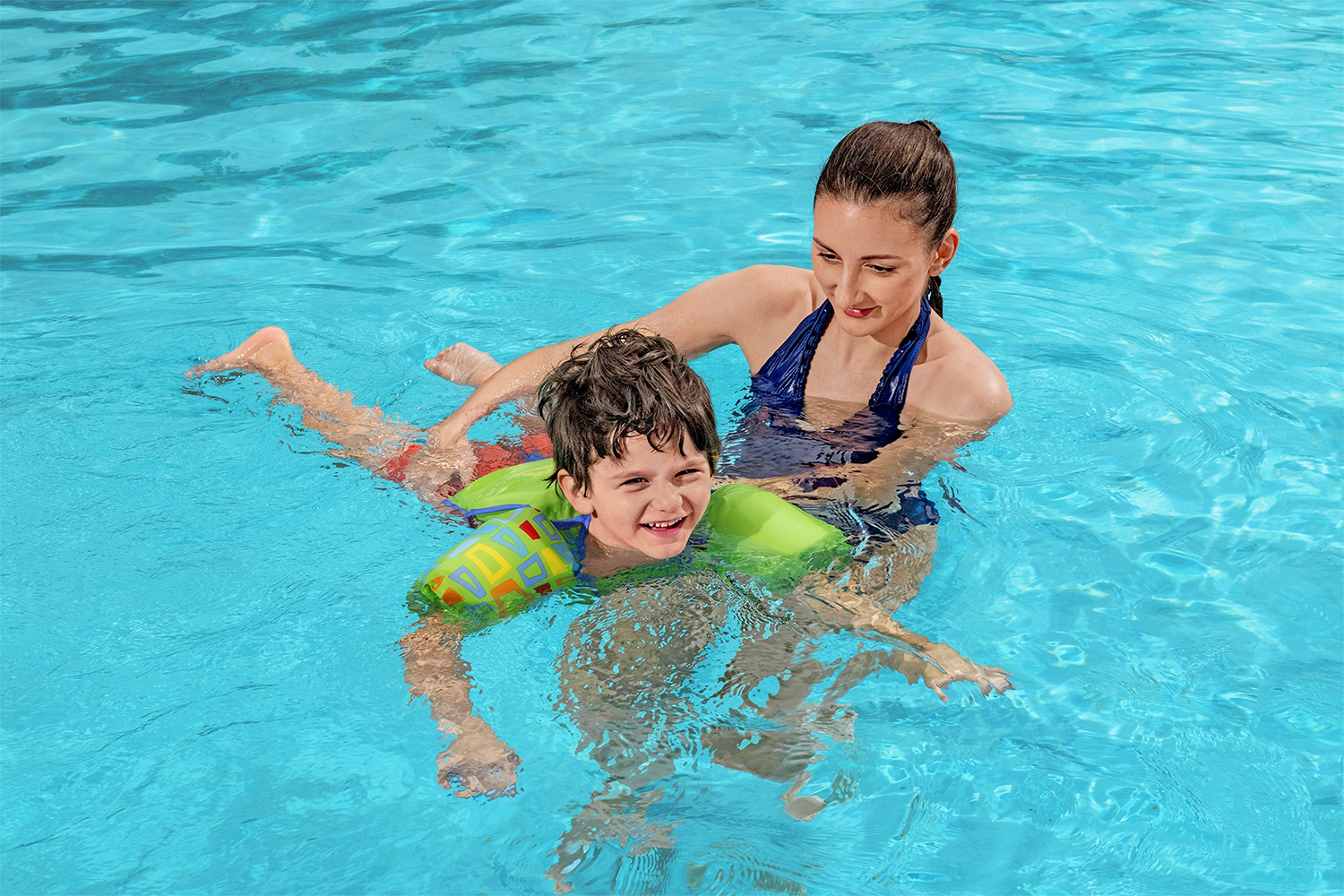 Swim Safe ABC™ Schwimmflügelweste Stufe B AquaStar™ mit Textilbezug 3-6 Jahre, sortiert