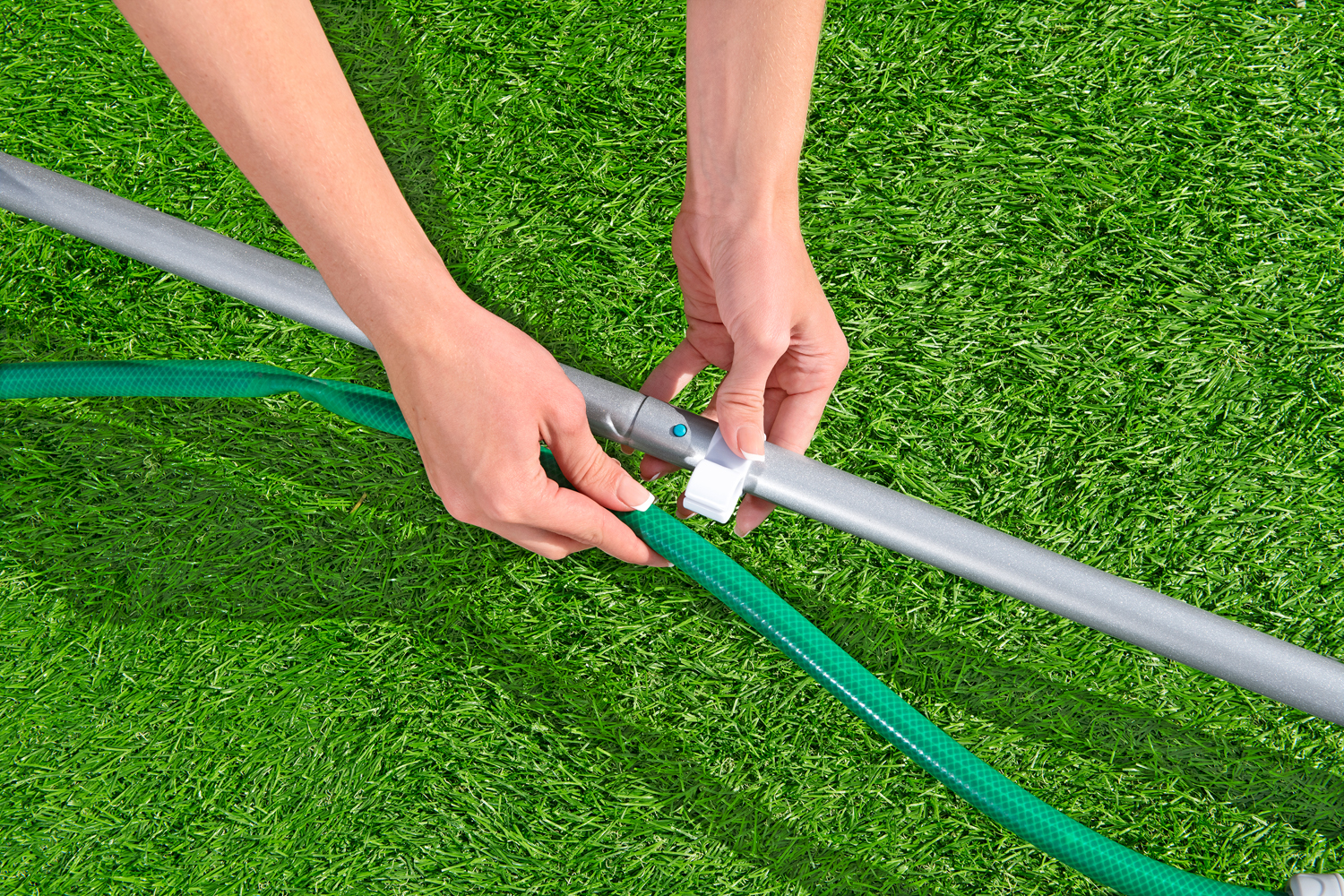 Poolpflege Komplett-Set AquaClear™ Deluxe für Poolgrößen bis 396 cm