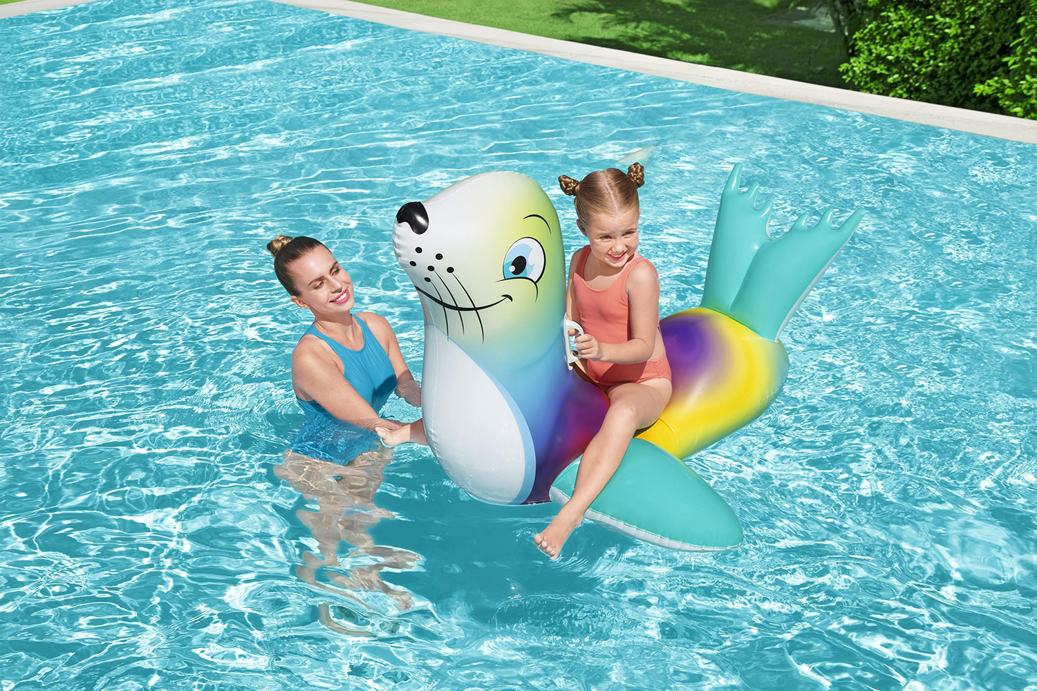 Flash N' Splash Seal™ Schwimmtier 157 x 114 cm