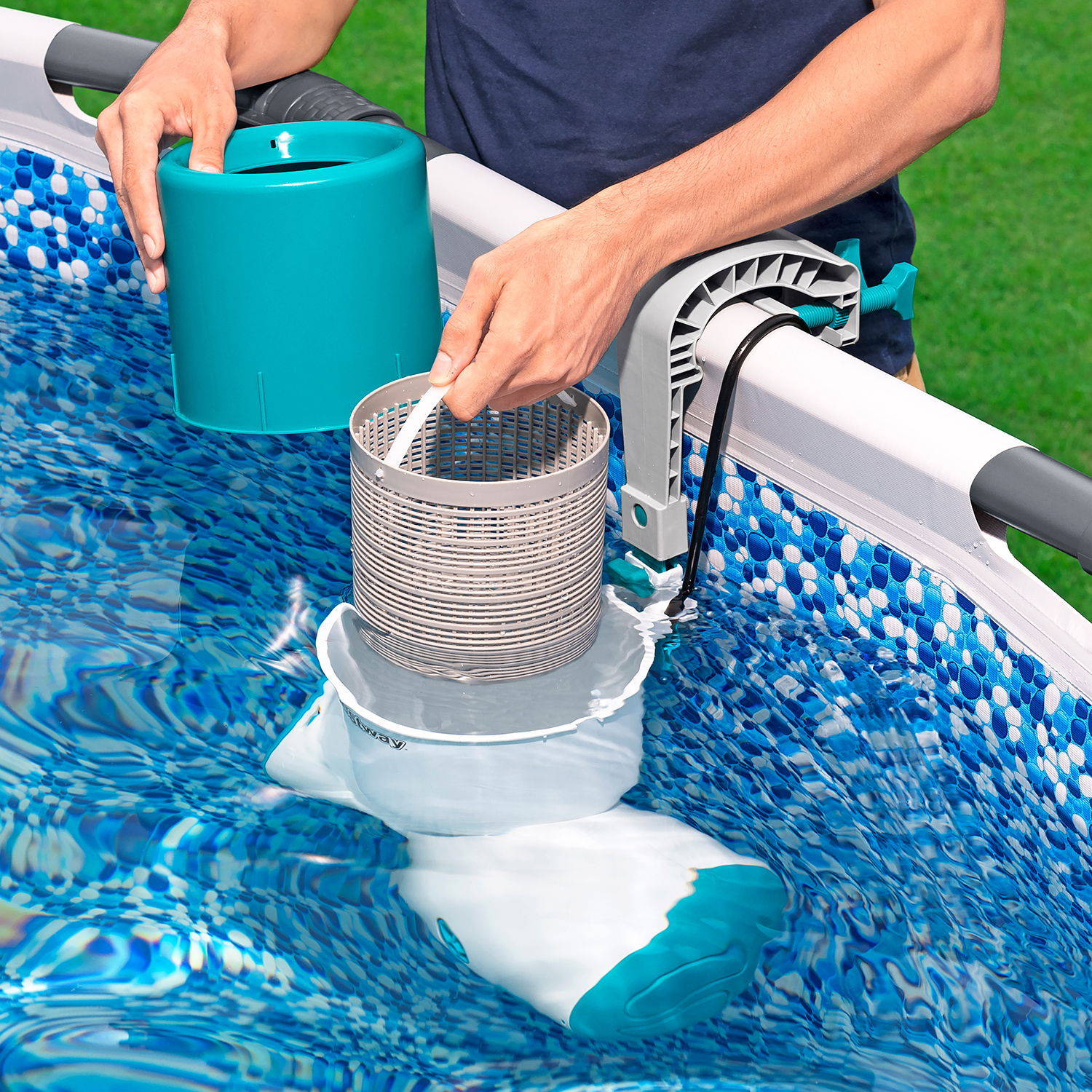 Skimatic™ 2-in-1 Einhängeskimmer/Filterpumpen-Kombination 2.574 l/h, 48 W
