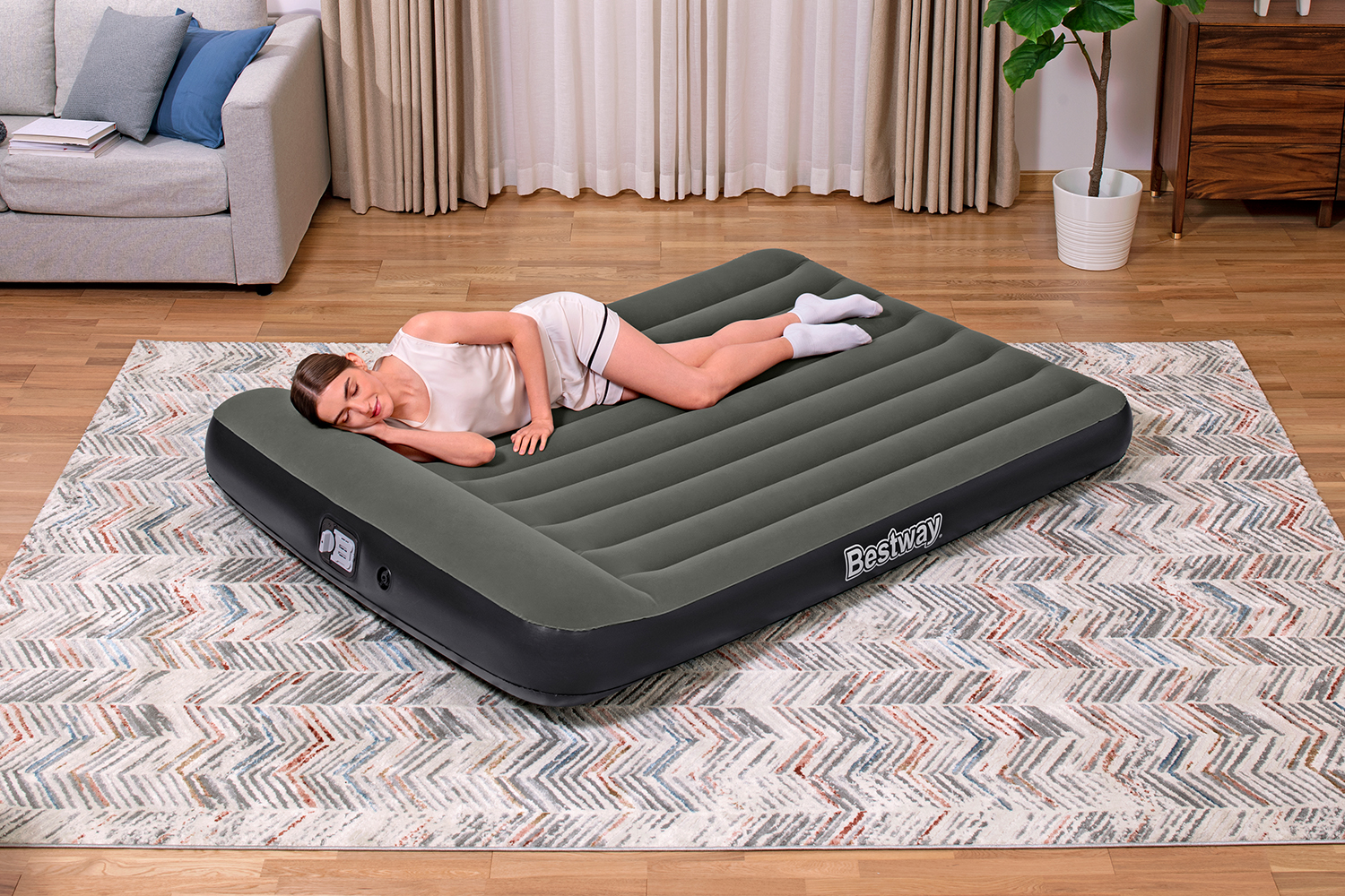 TriTech™ Doppelluftbett mit integrierter, batteriebetriebener Elektropumpe 203 x 152 x 30 cm