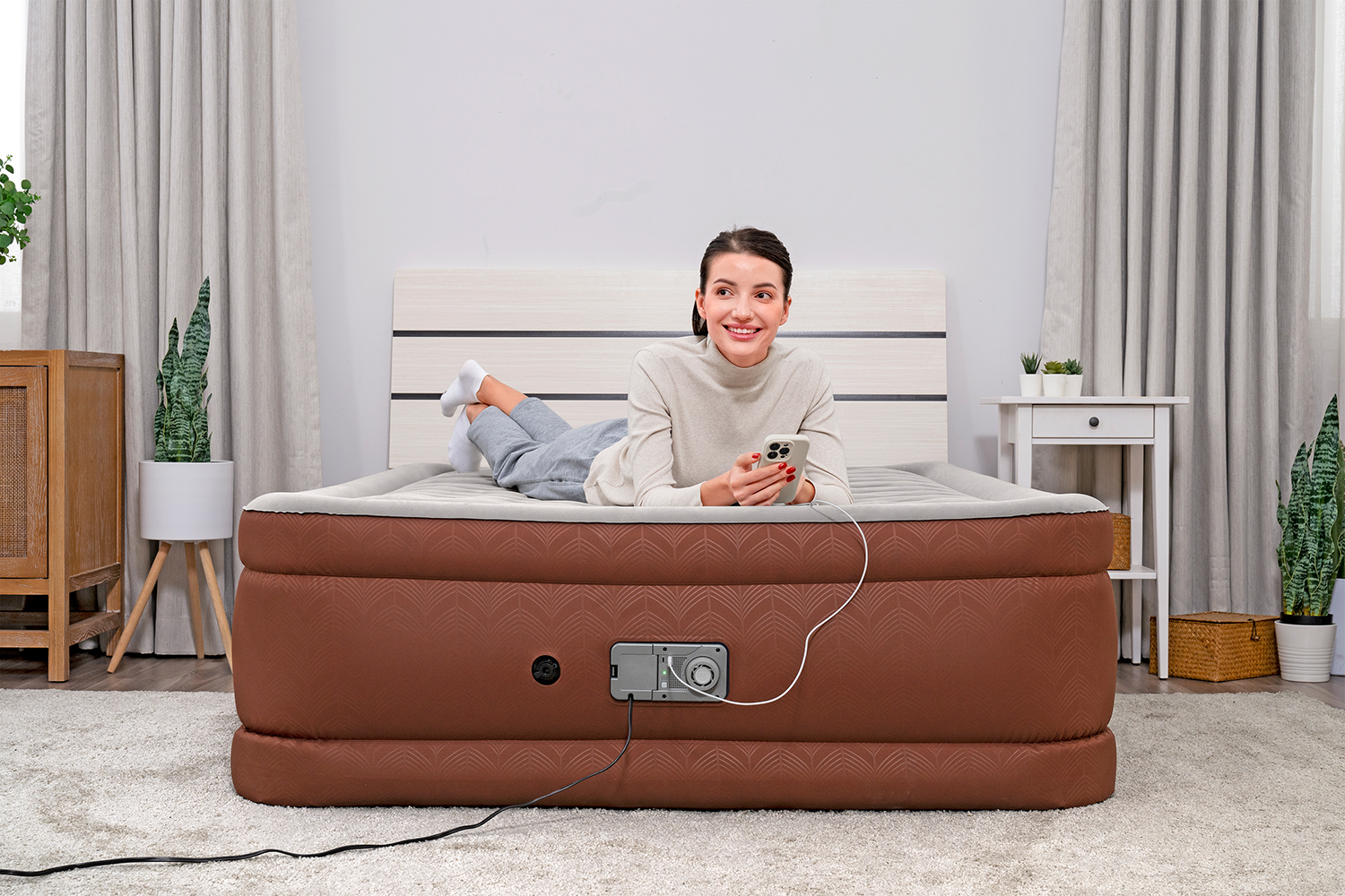 AlwayzAire® Fortech® Doppelluftbett mit integrierter Comfort Choice+™ Doppelpumpe 203 x 152 x 51 cm AlwayzAire® Fortech® Doppelluftbett mit integrierter Comfort Choice+™ Doppelpumpe 203 x 152 x 51 cm