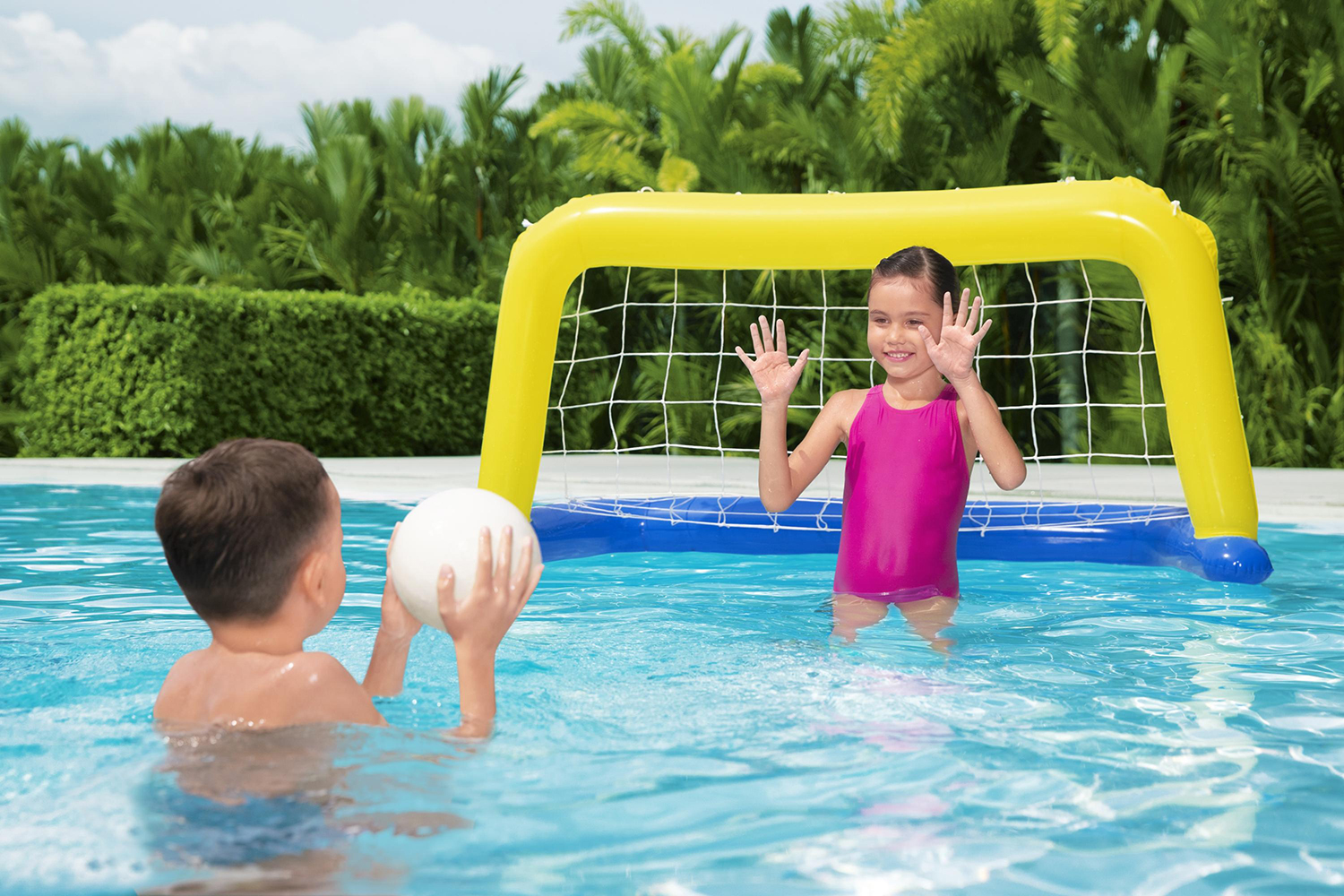 Schwimmendes Wasserball-Set 142 x 76 cm