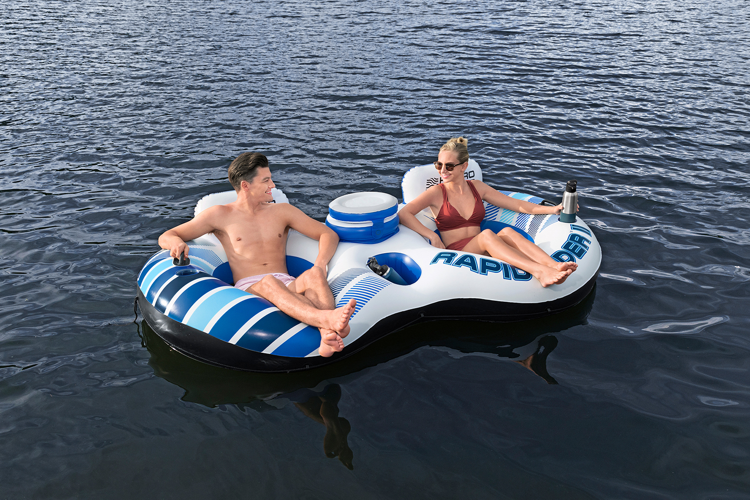 Hydro Force® 2-Personen-Schwimmring Rapid Rider™ II mit Rückenlehne 251 x 132 cm