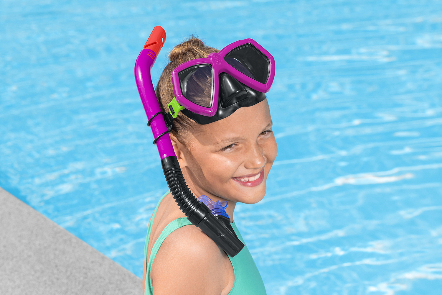 Dominator™ Schnorchel-Set ab 7 Jahren, sortiert Dominator™ Schnorchel-Set ab 7 Jahren, sortiert