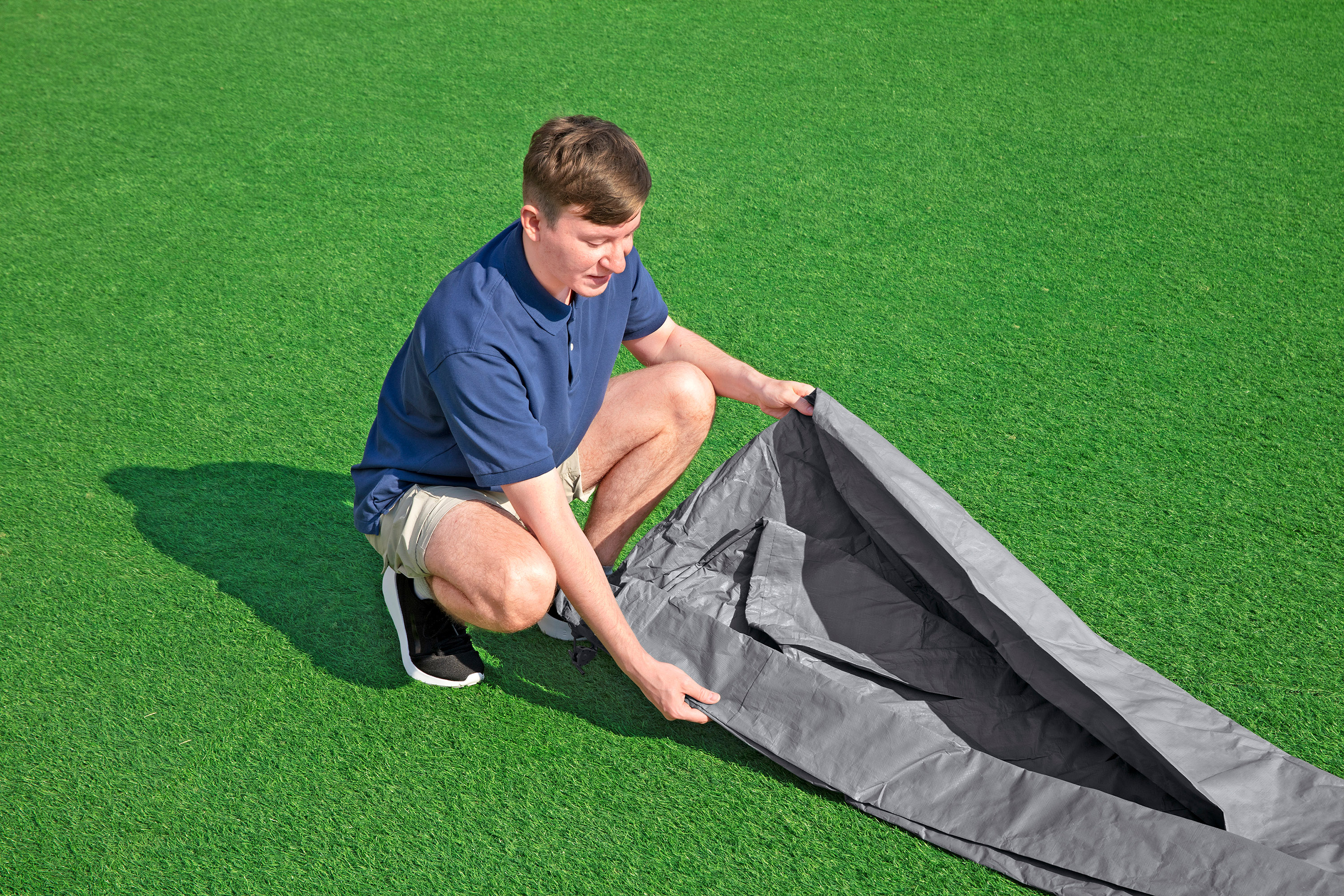 Winterfeste Premium Abdeckplane Ø 549 cm, grau, rund