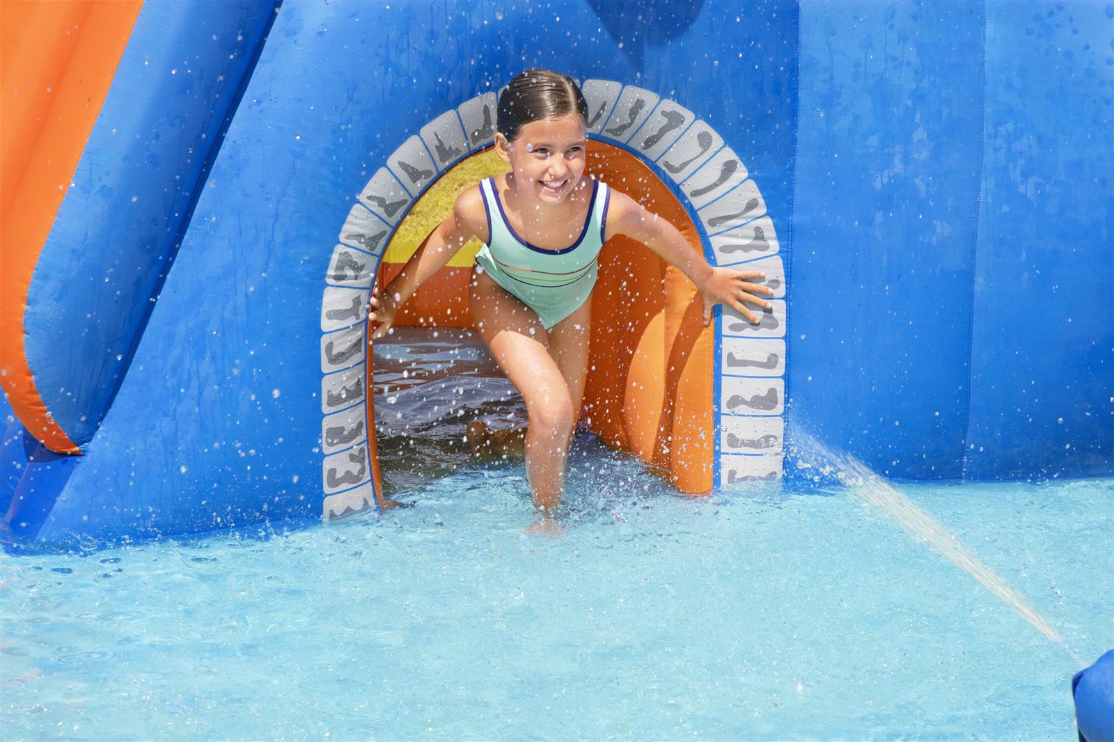 H2OGO!® Mega-Wasserpark mit Dauergebläse Speedway 551 x 502 x 265 cm