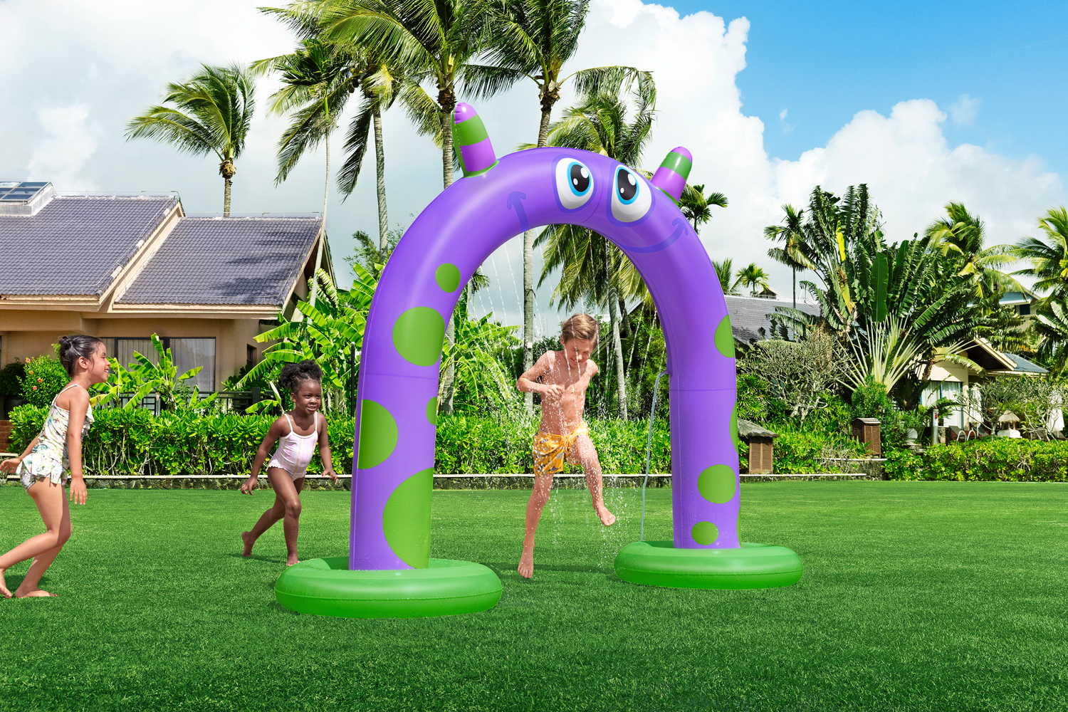 Jumbo Wassersprinkler Friendly Monster™ 244 x 84 x 198 cm