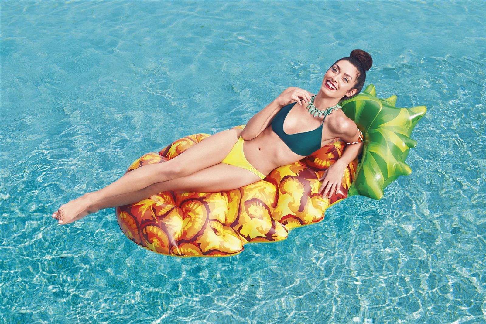 Bestway® 68.5" x 38"/1.74m x 96cm Pineapple Lounge