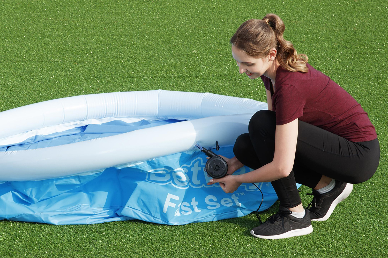 Fast Set™ Aufstellpool-Set mit Filterpumpe Ø 366 x 76 cm, blau, rund Fast Set™ Aufstellpool-Set mit Filterpumpe Ø 366 x 76 cm, blau, rund